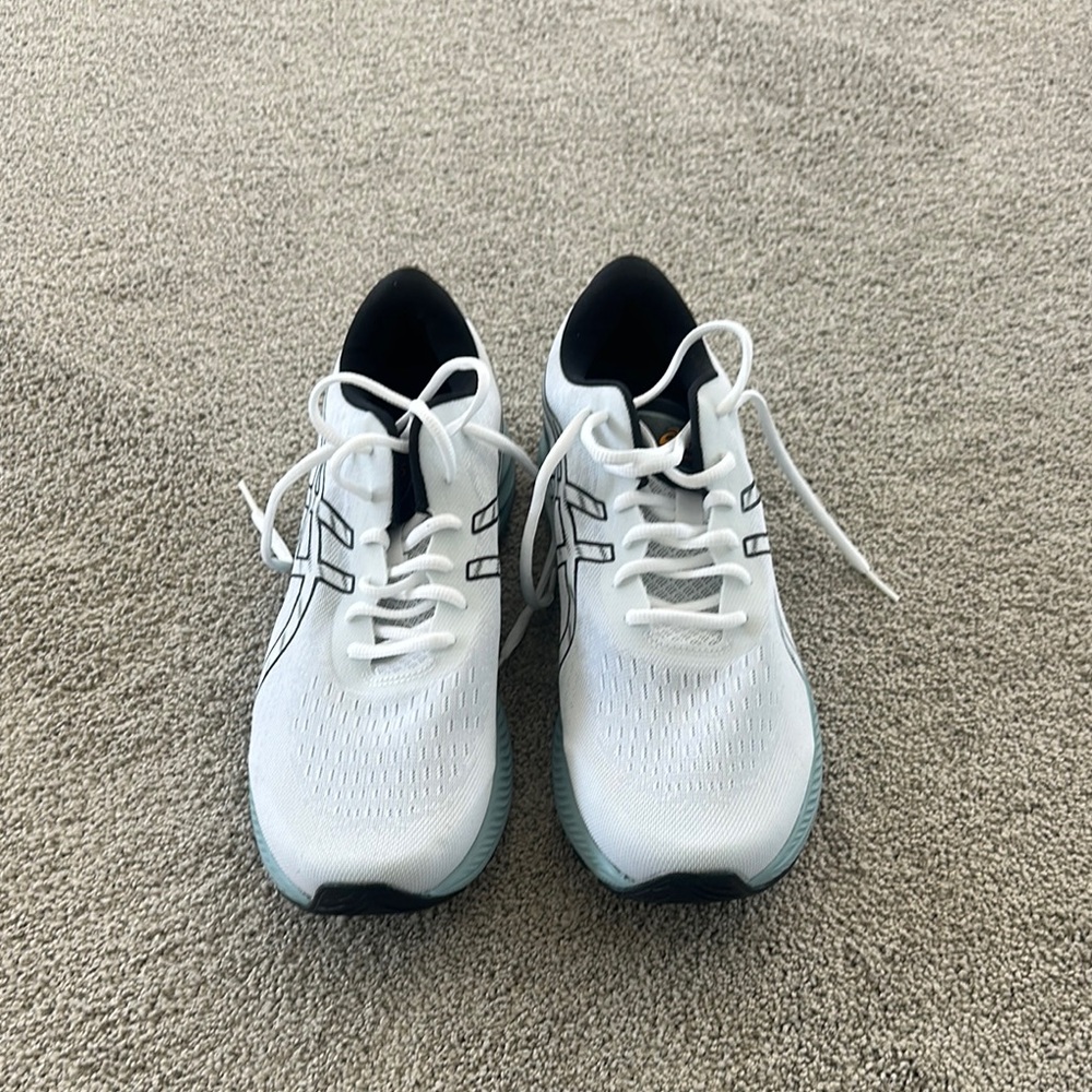 Asics White and Blue Athletic Shoes with Modern Knit Design